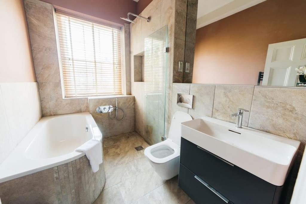 Luxury, Central, Sun-Filled 3 Bed Haven In Bath Eksteriør bilde
